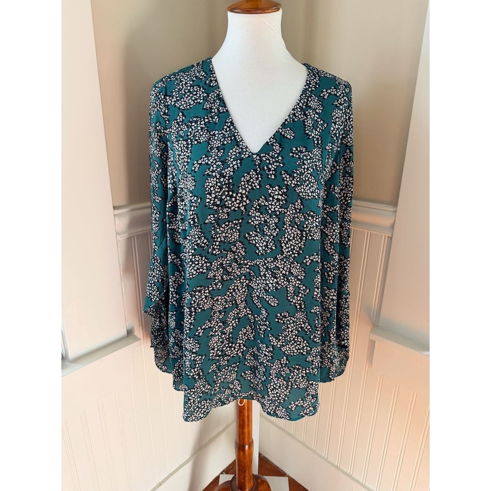 A Pea in the Pod Maternity Blouse V-Neck Ruffle Cuff Floral Teal Green Size S